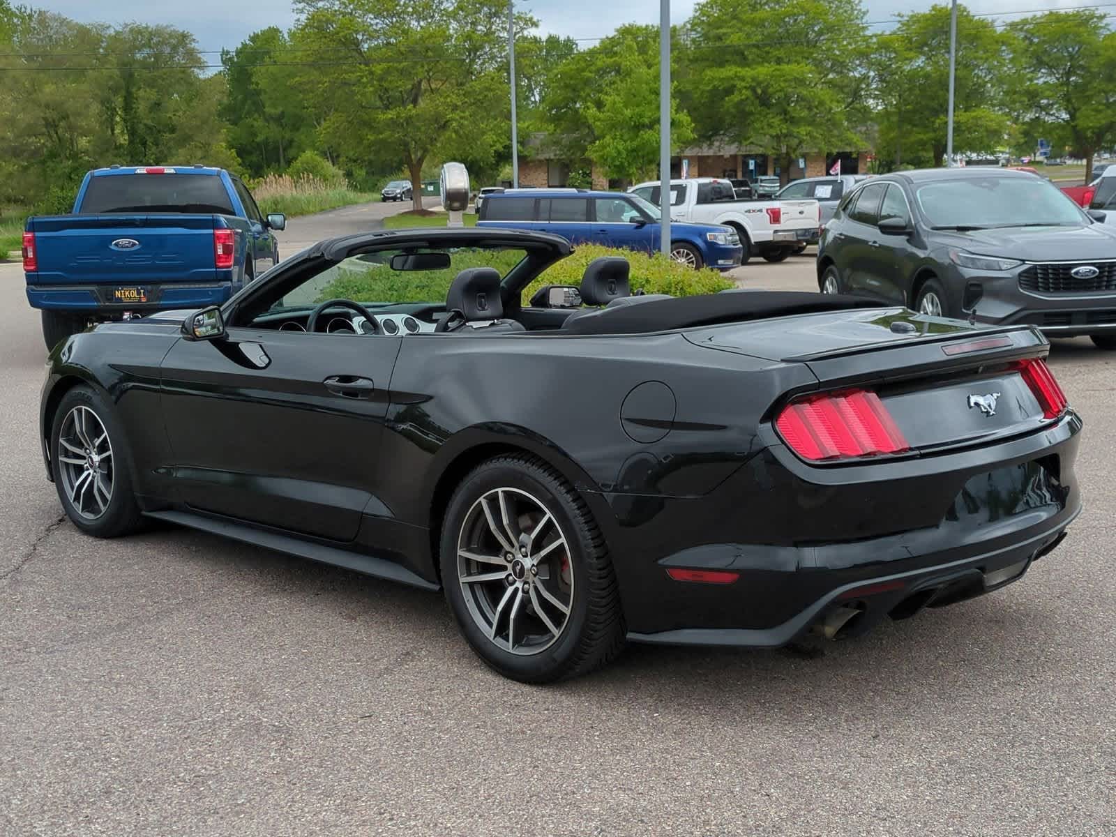Thumbnail: 2017 Ford Mustang - 6