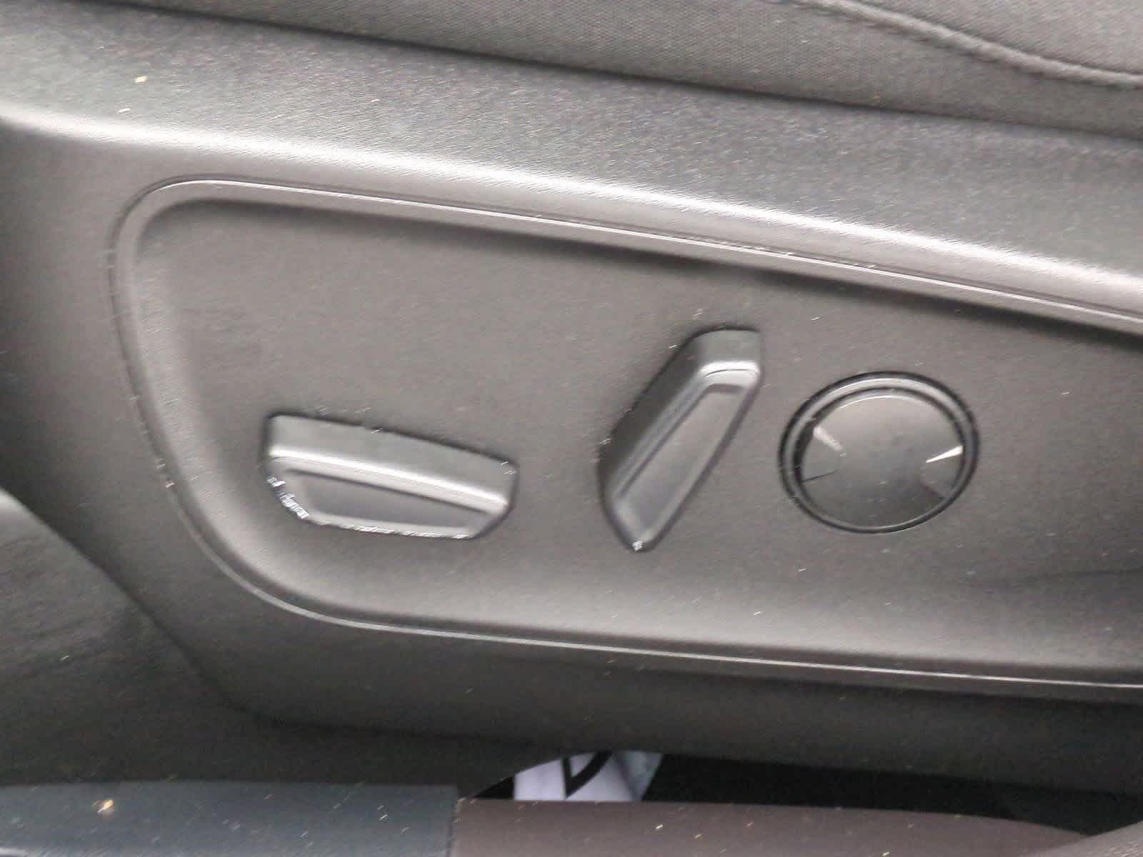 Thumbnail: 2023 Ford Escape - 17