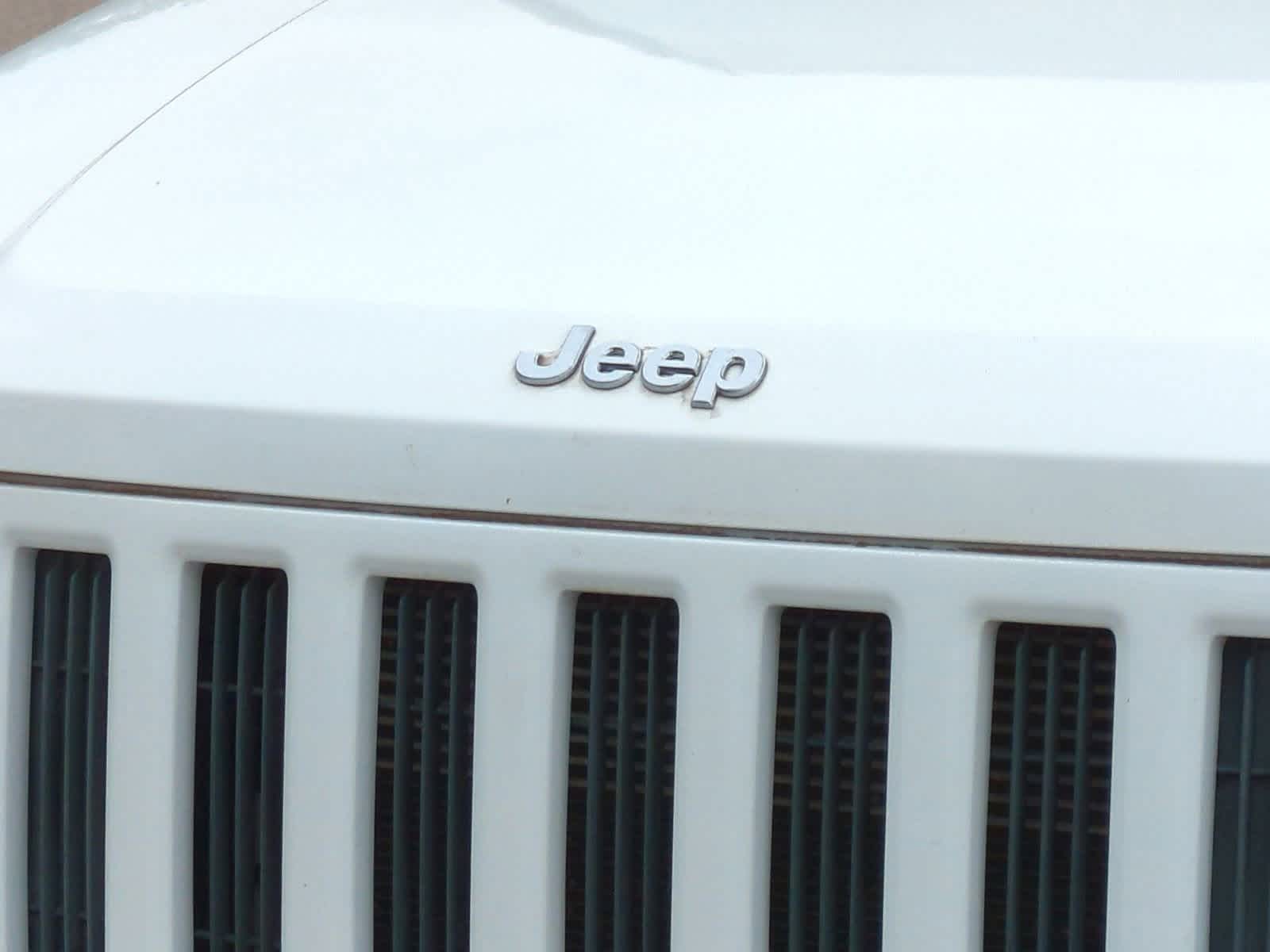 Thumbnail: 2011 Jeep Liberty - 12