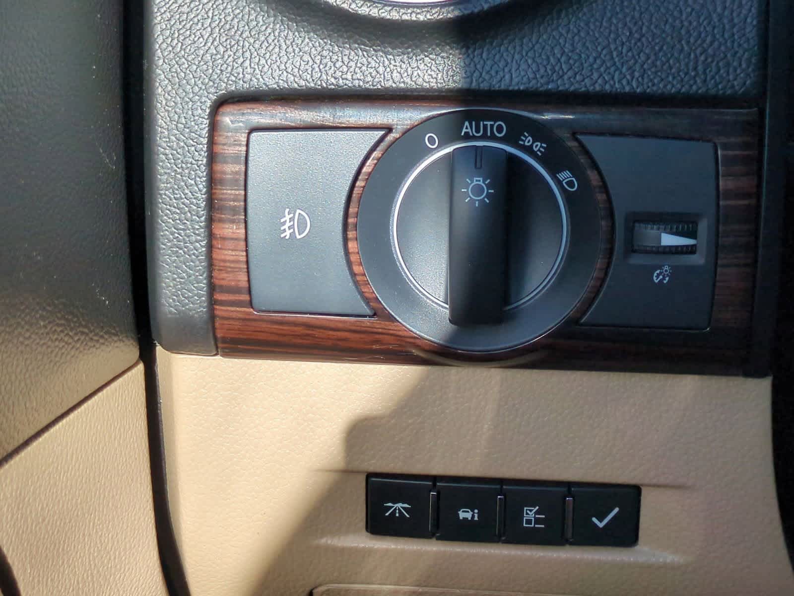 Thumbnail: 2009 Saturn VUE - 30