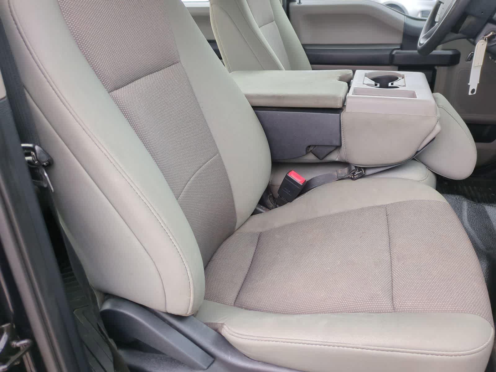 Thumbnail: 2022 Ford Econoline - 21