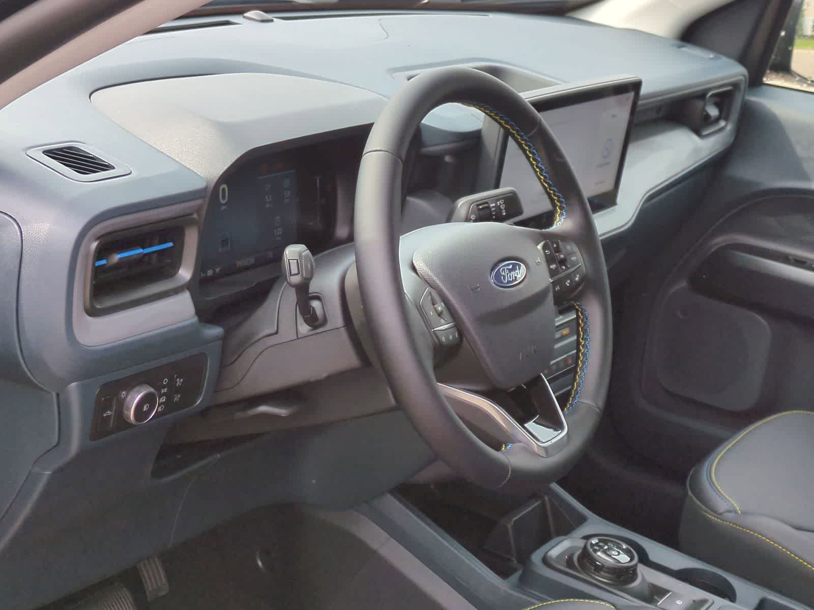 Thumbnail: 2025 Ford Maverick - 10