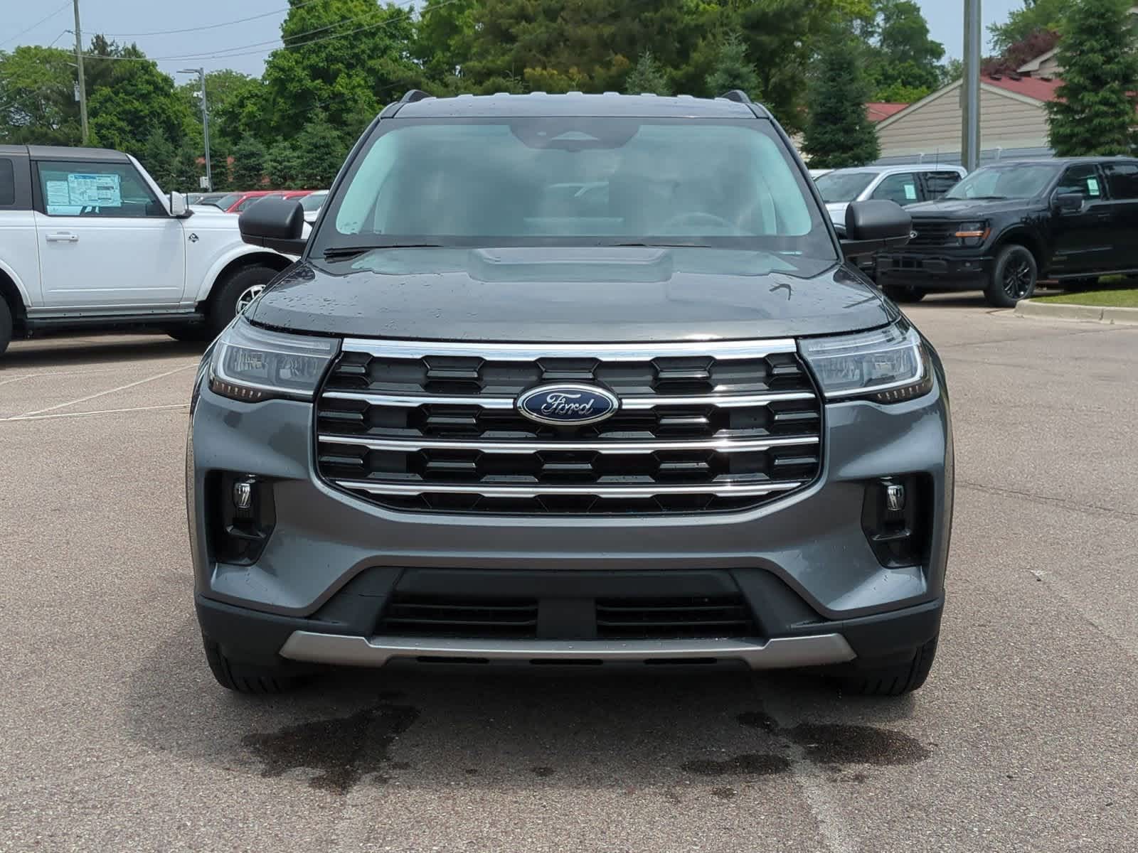 2025 Ford Explorer Active 3