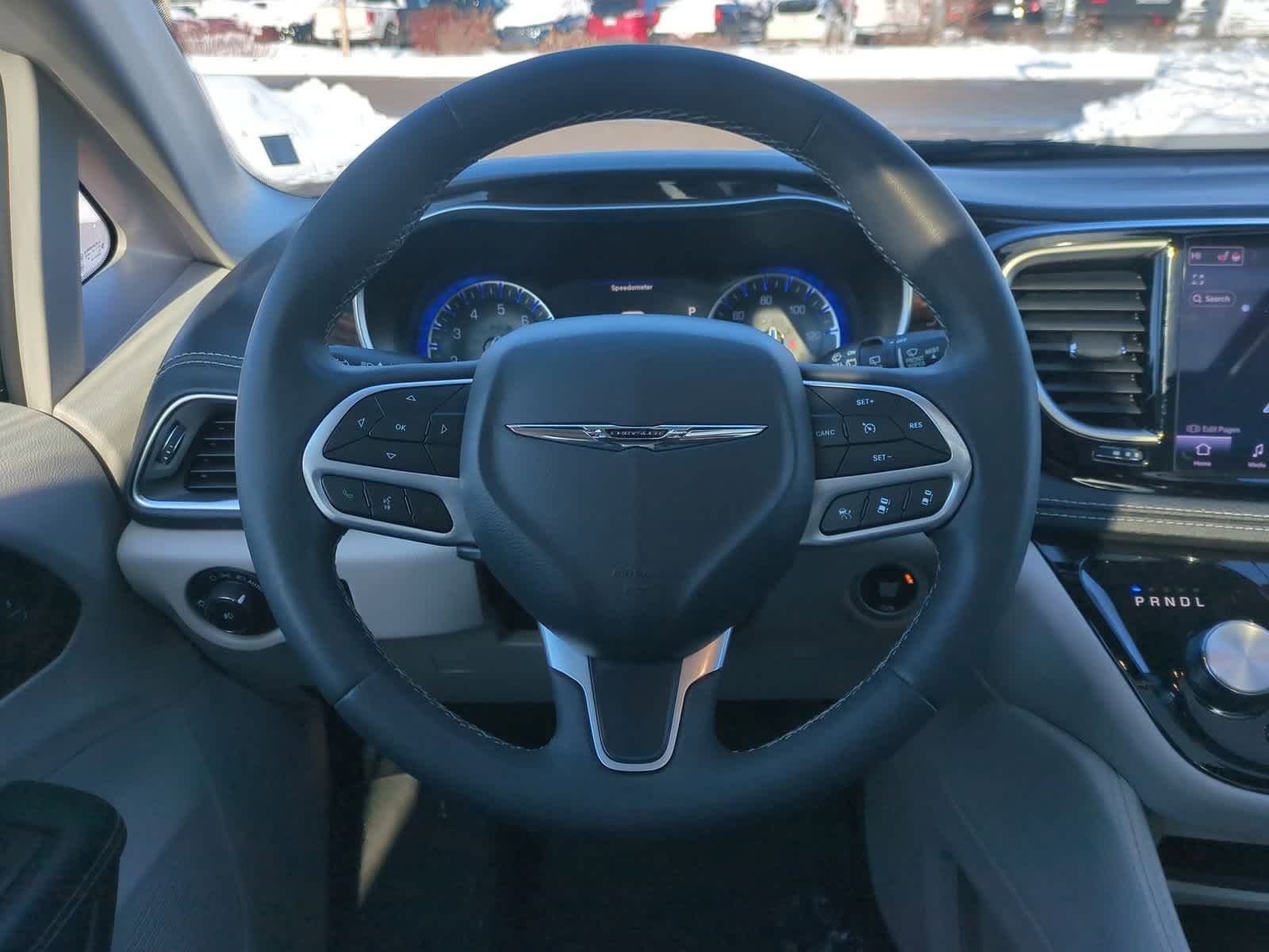 Thumbnail: 2023 Chrysler Pacifica - 26