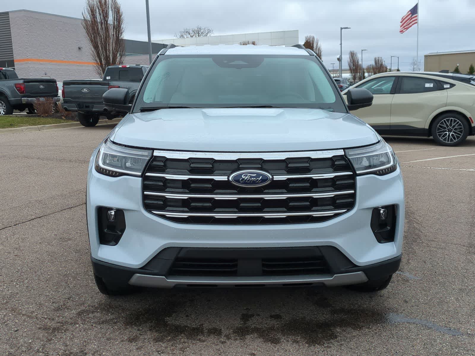 Thumbnail: 2026 Ford Explorer - 3