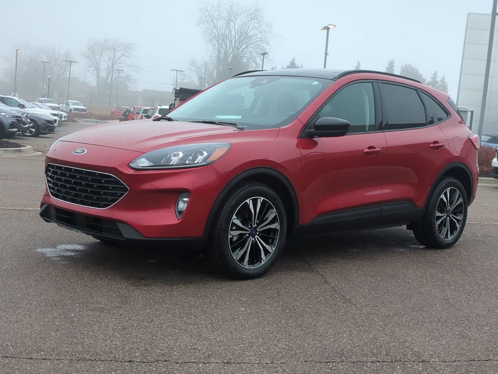 Thumbnail: 2022 Ford Escape - 4