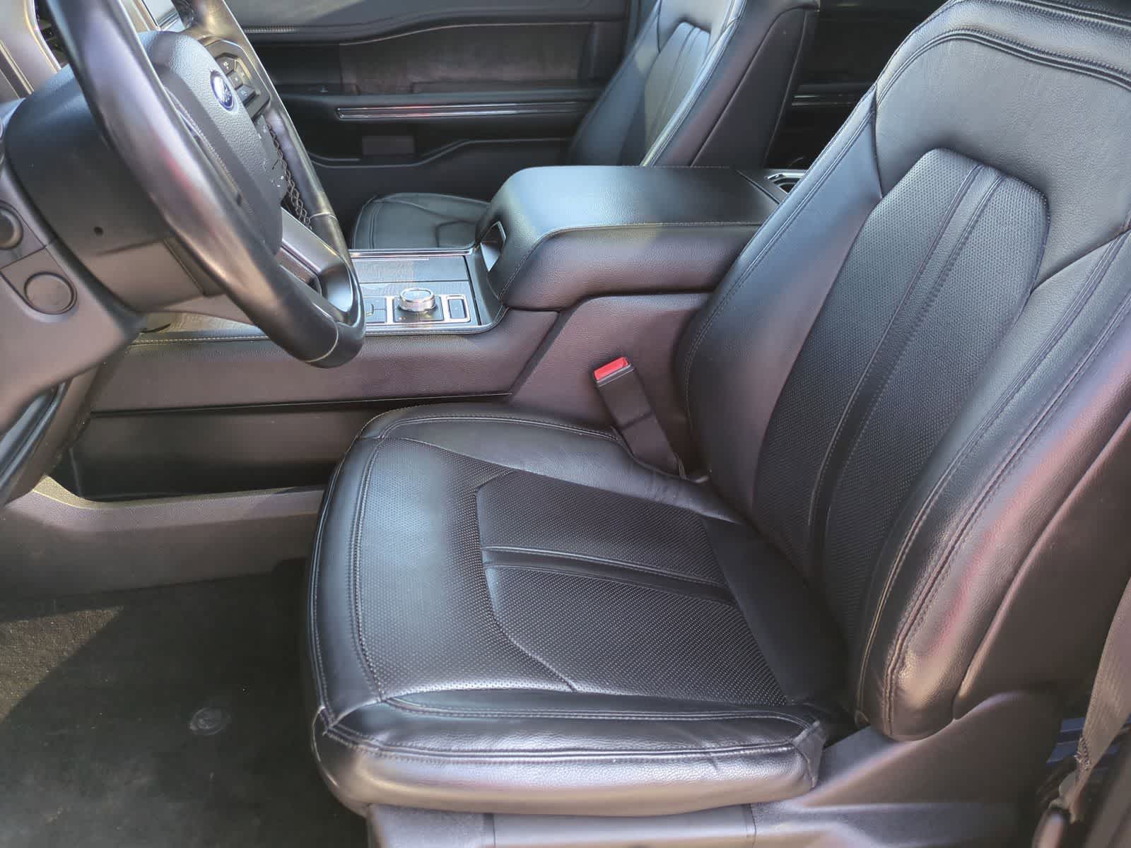 Thumbnail: 2019 Ford Expedition - 16