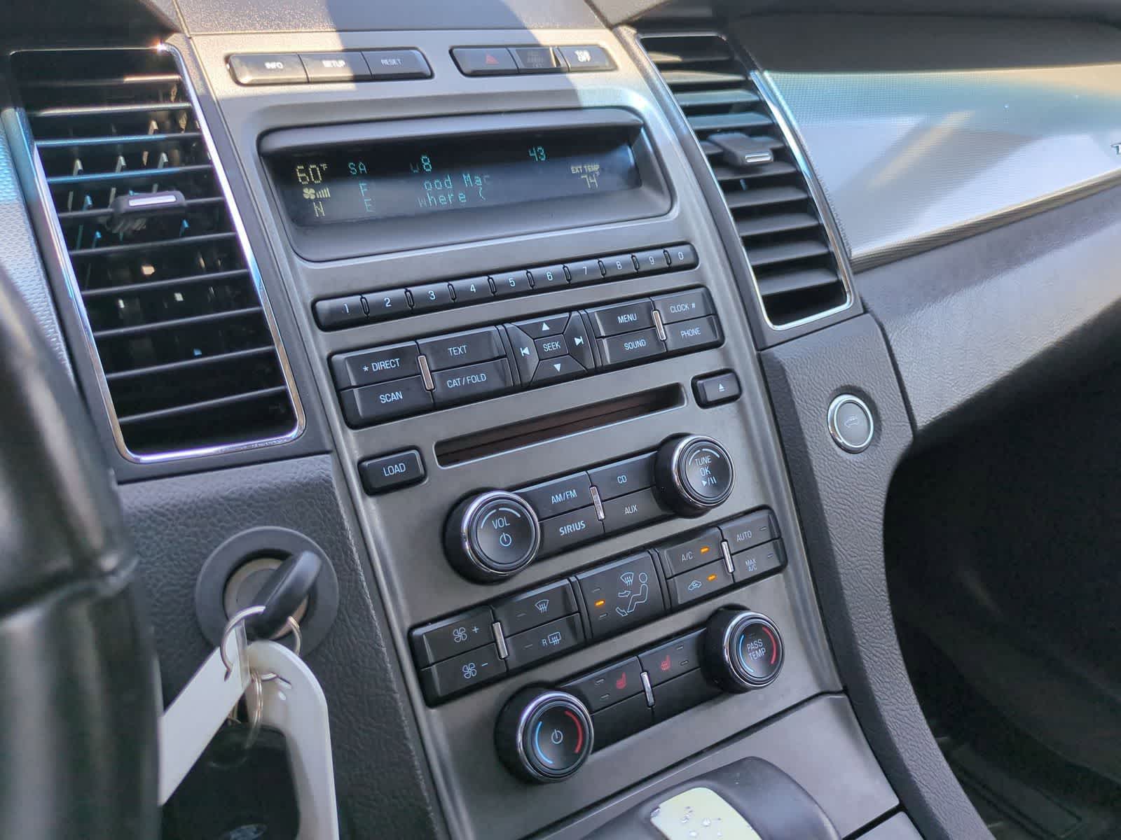 Thumbnail: 2011 Ford Taurus - 29