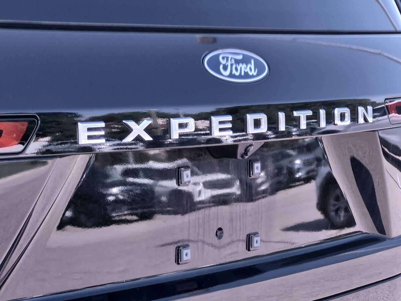 Thumbnail: 2025 Ford Expedition - 13