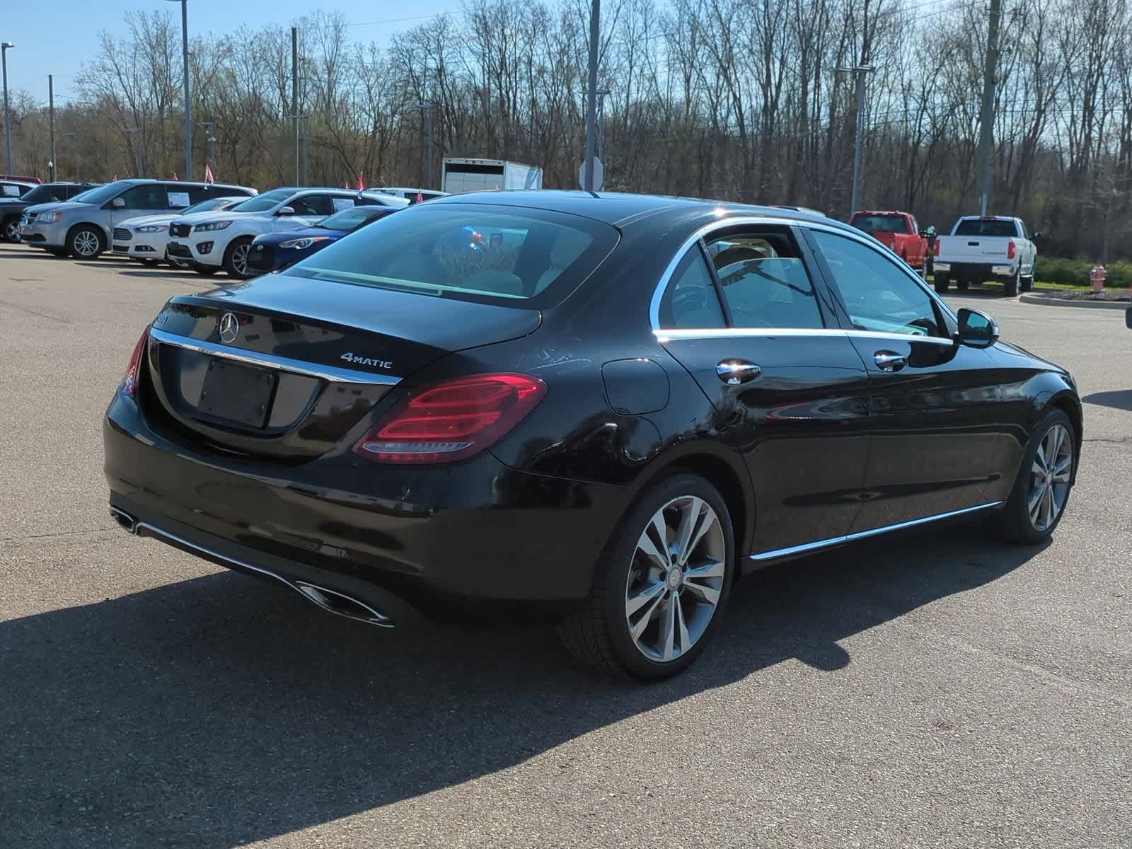Thumbnail: 2015 Mercedes-Benz C-Class - 8