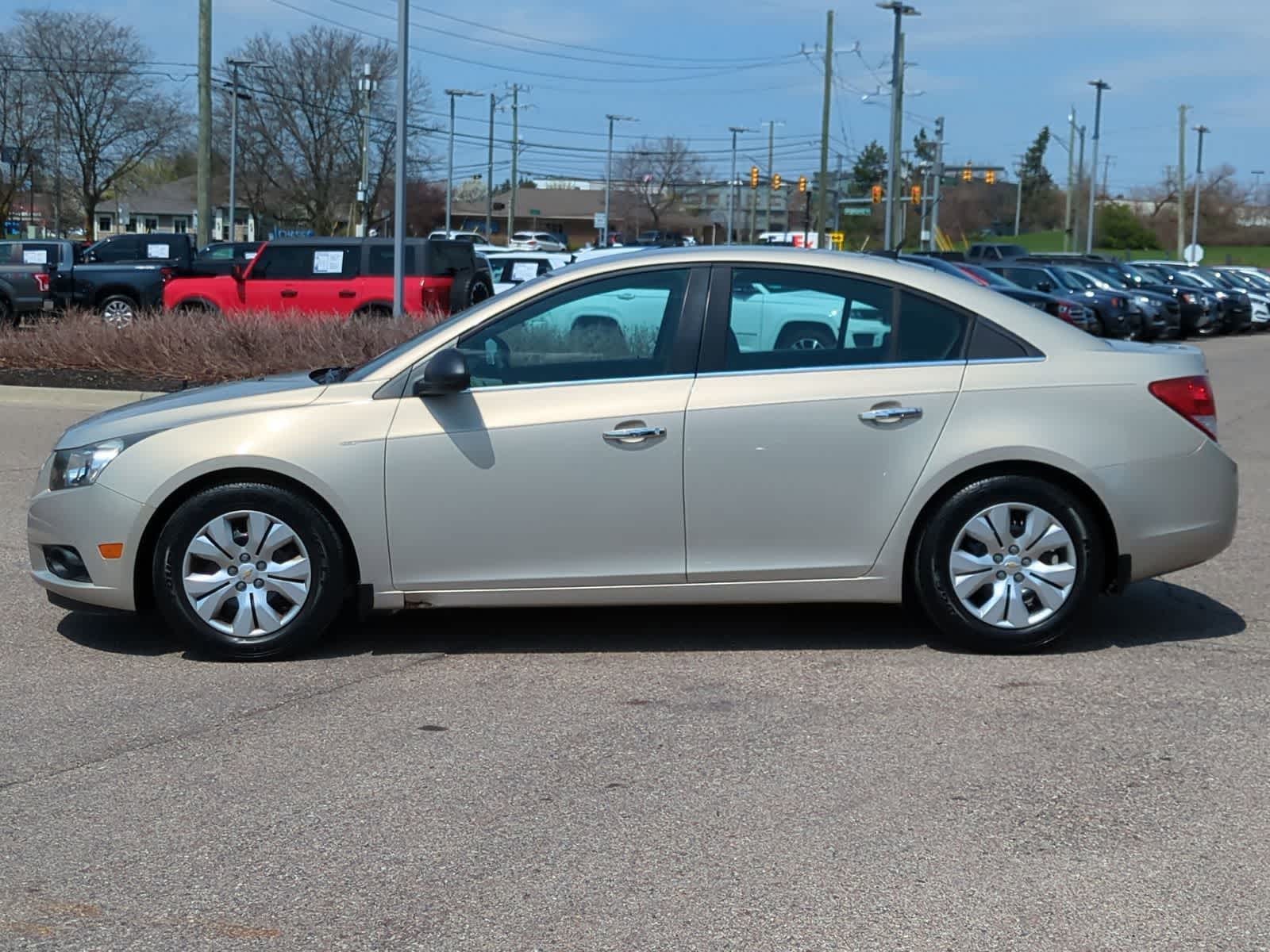 Thumbnail: 2012 Chevrolet Cruze - 5