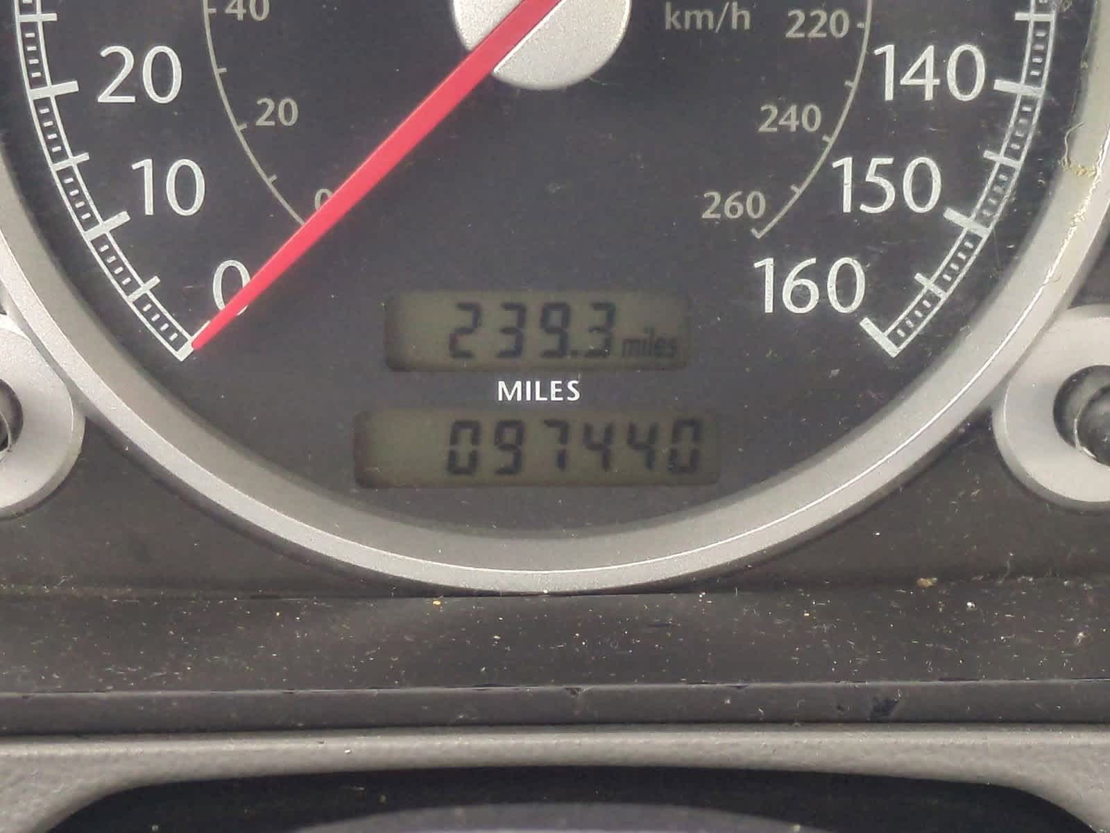 Thumbnail: 2004 Chrysler Crossfire - 30