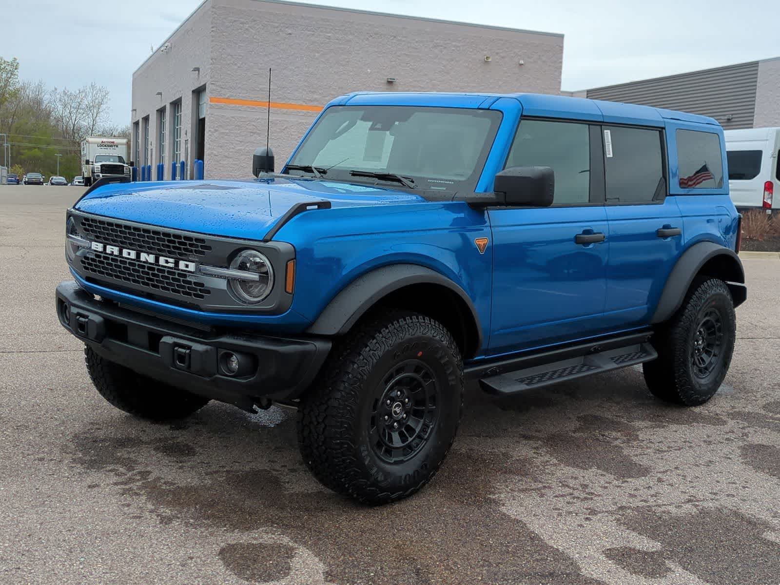 Thumbnail: 2026 Ford Bronco - 4