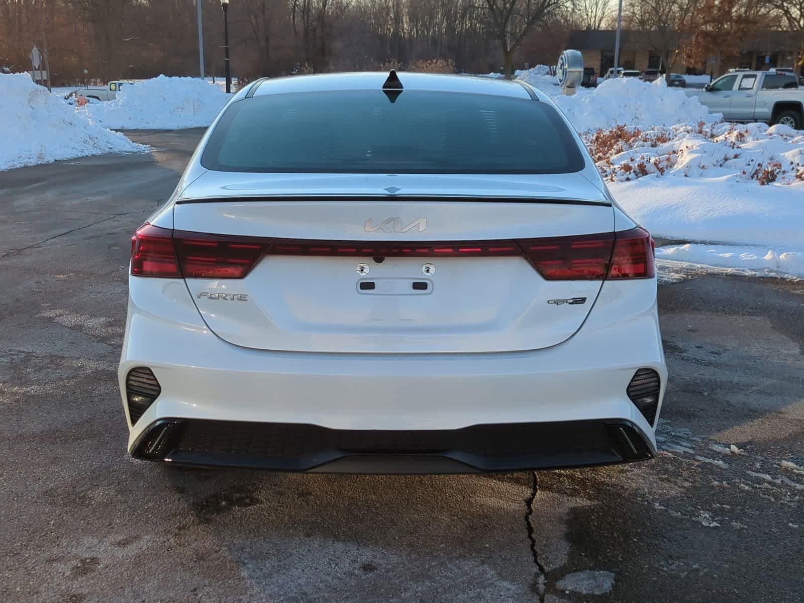 Thumbnail: 2023 Kia Forte - 7