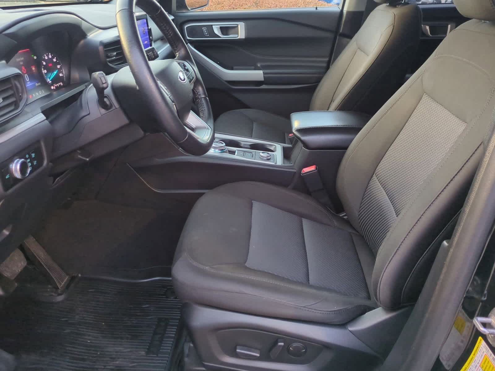 Thumbnail: 2023 Ford Explorer - 16