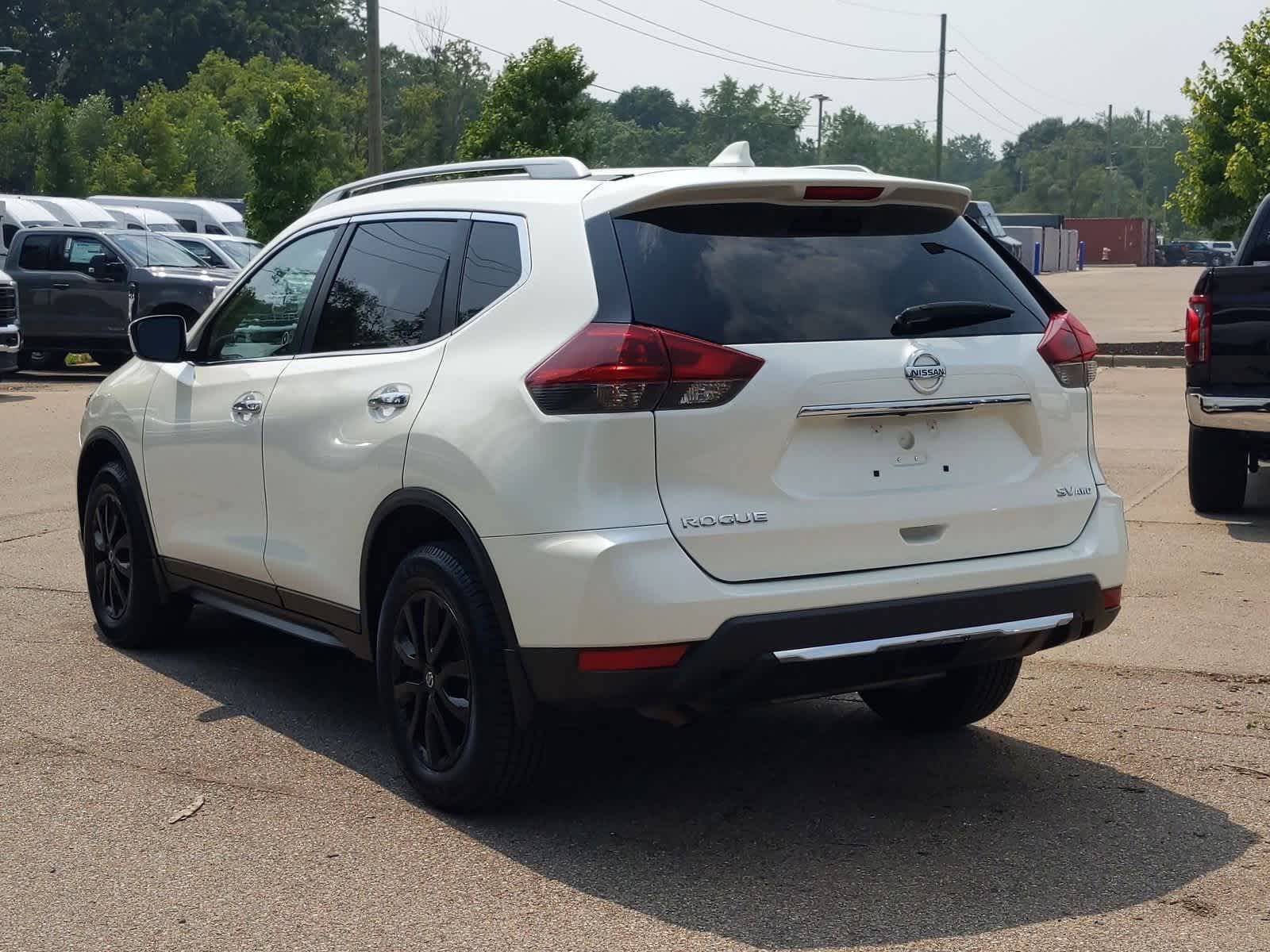 Thumbnail: 2019 Nissan Rogue - 6