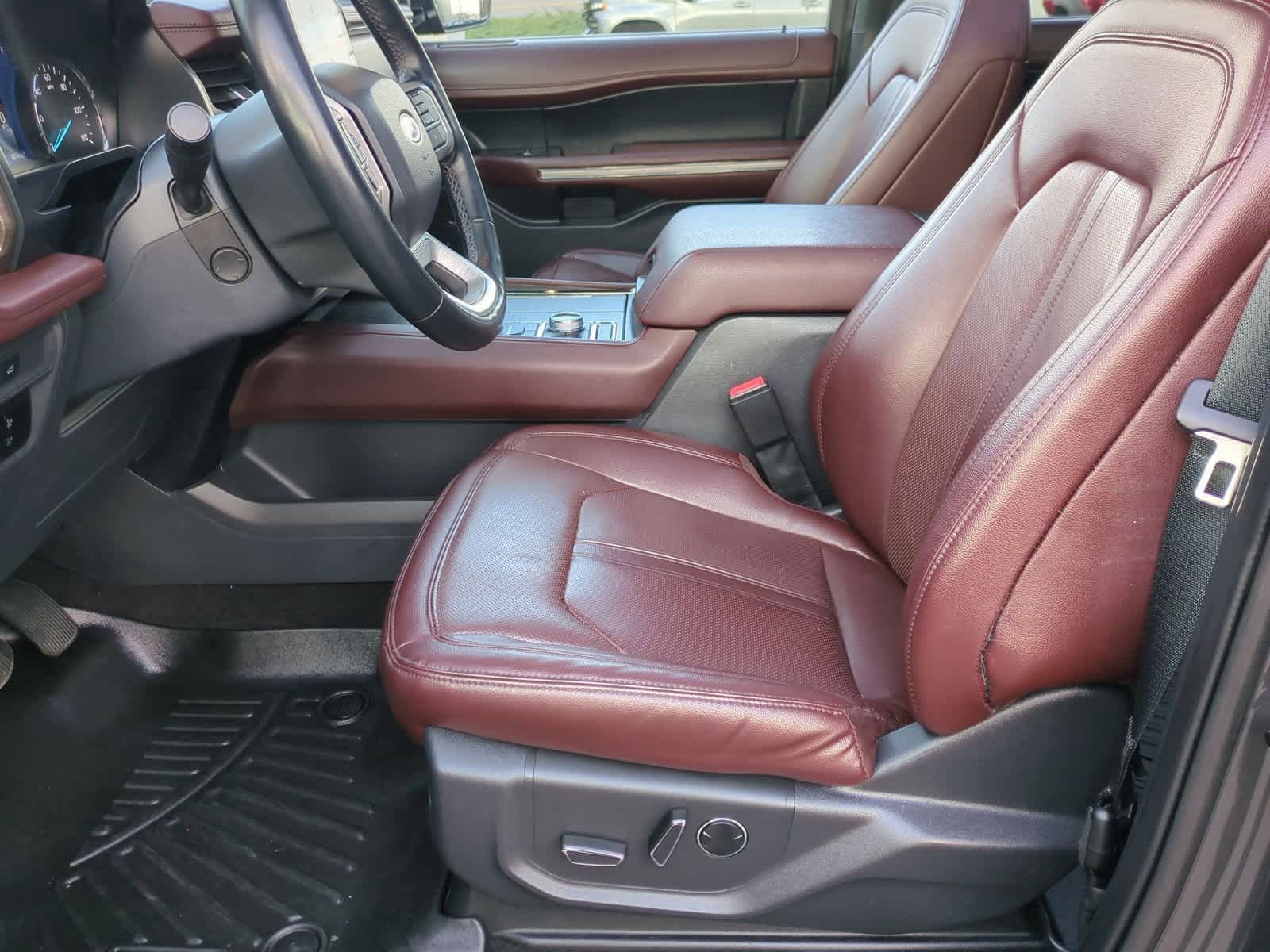 Thumbnail: 2023 Ford Expedition MAX - 16