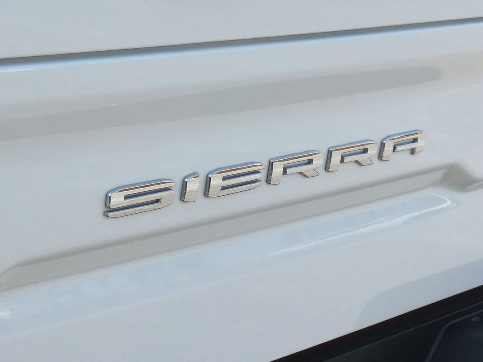 Thumbnail: 2022 GMC Sierra 1500 - 13