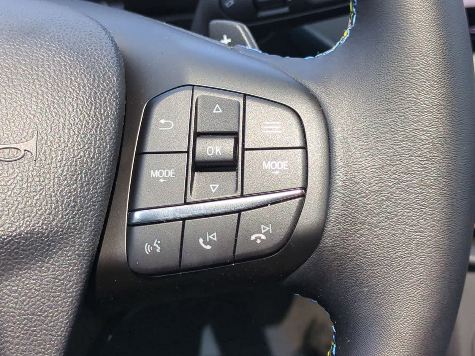 Thumbnail: 2025 Ford Maverick - 26