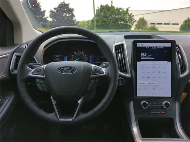 2024 Ford Edge SEL 15