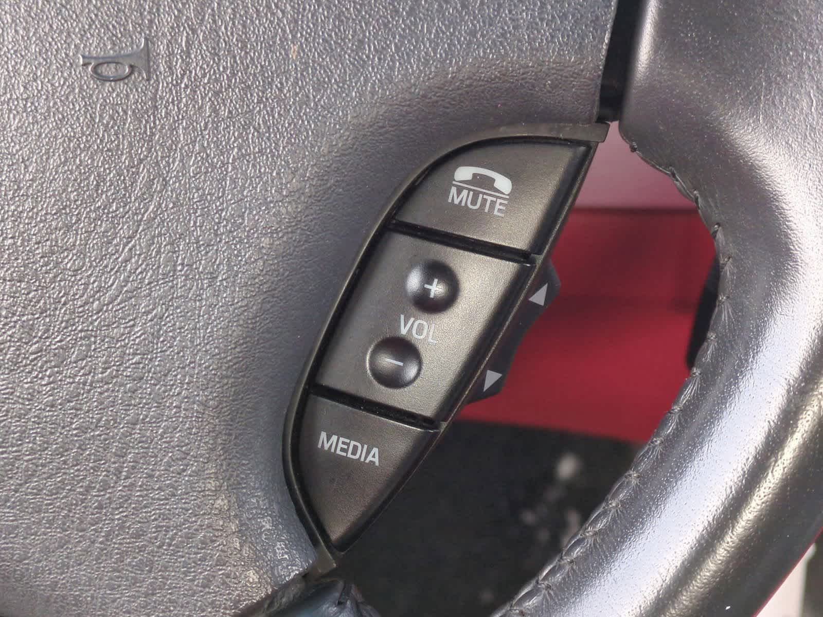 Thumbnail: 2002 Ford Thunderbird - 22