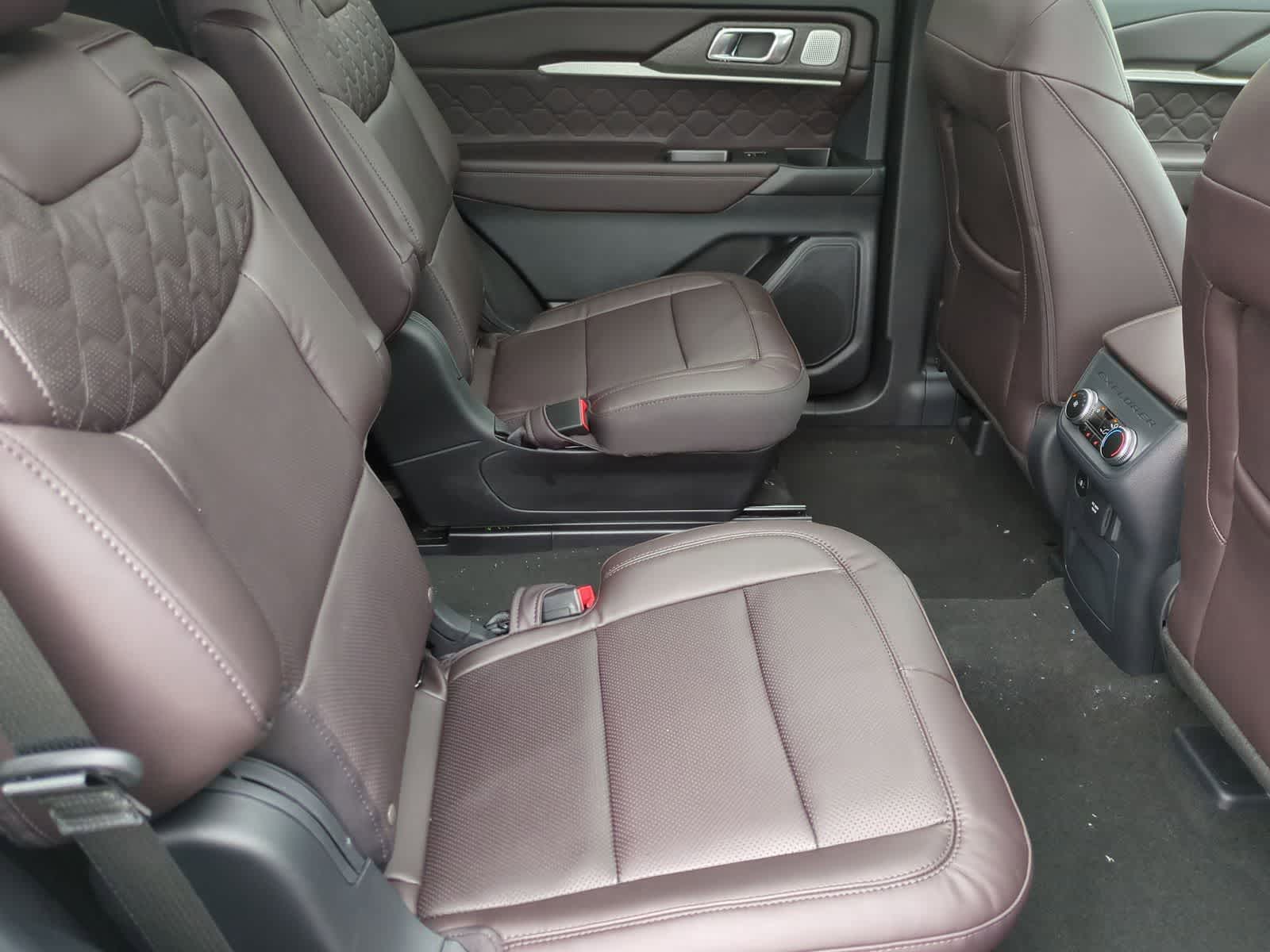 Thumbnail: 2026 Ford Explorer - 21