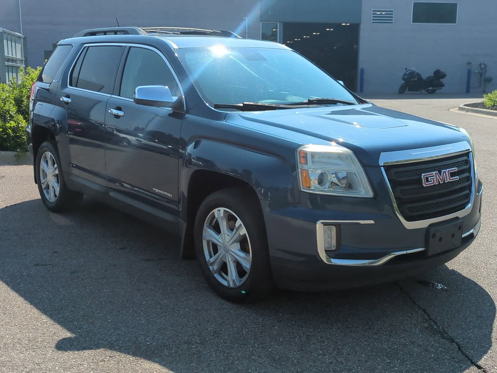 Thumbnail: 2016 GMC Terrain - 2