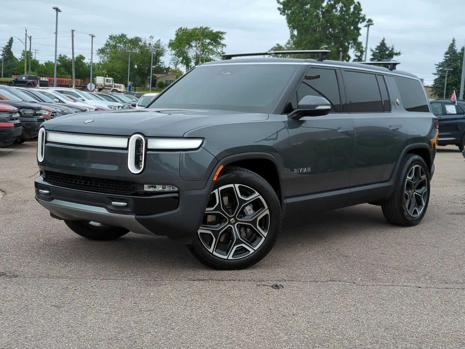 2024 Rivian R1S Adventure -
                  Waterford, MI