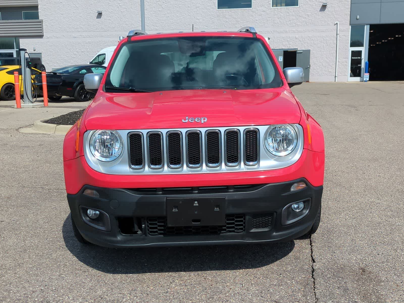 Thumbnail: 2015 Jeep Renegade - 3