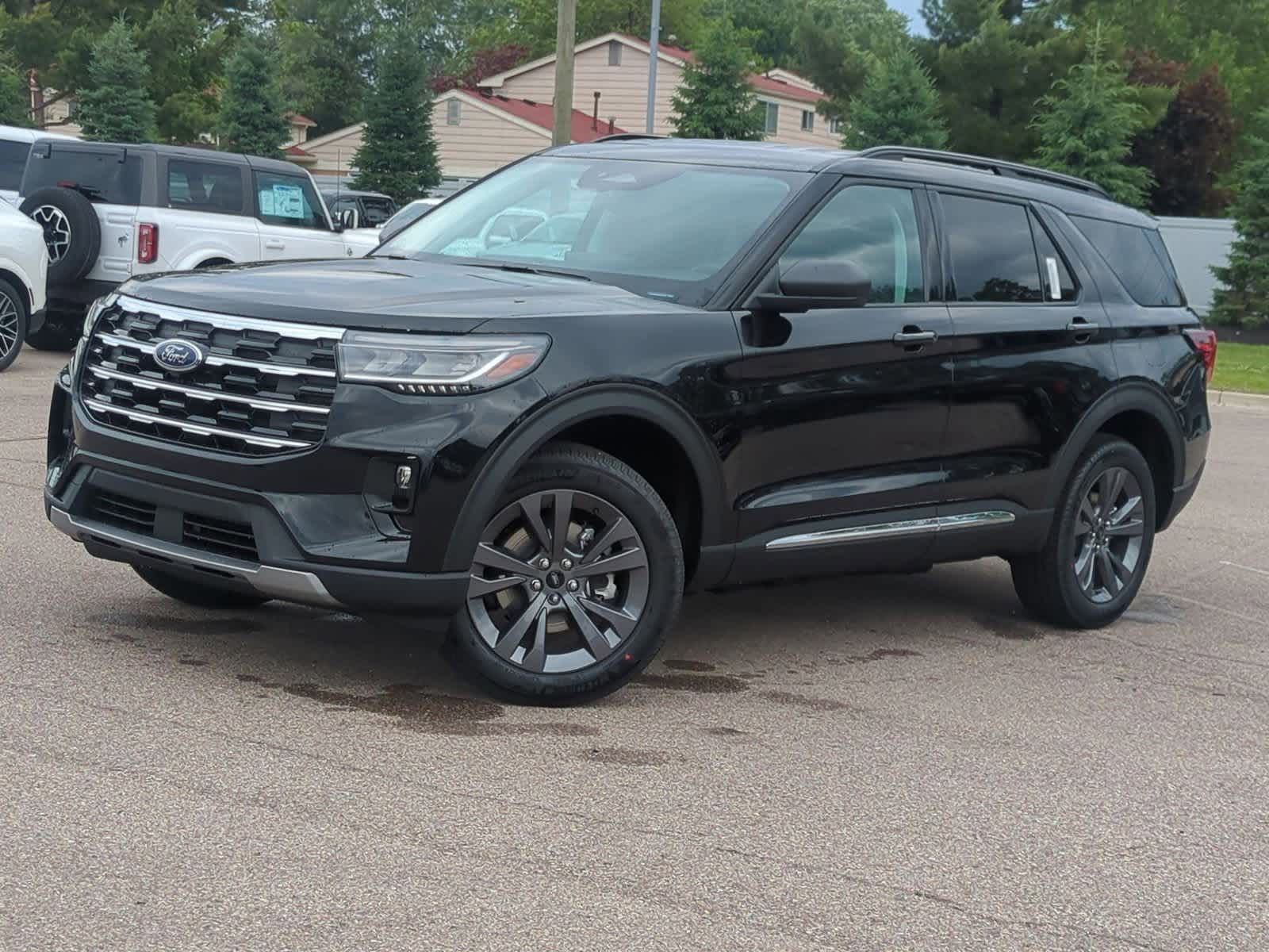 2025 Ford Explorer Active -
                  Waterford, MI