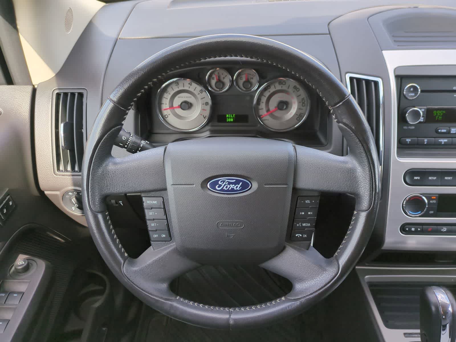 Thumbnail: 2010 Ford Edge - 22