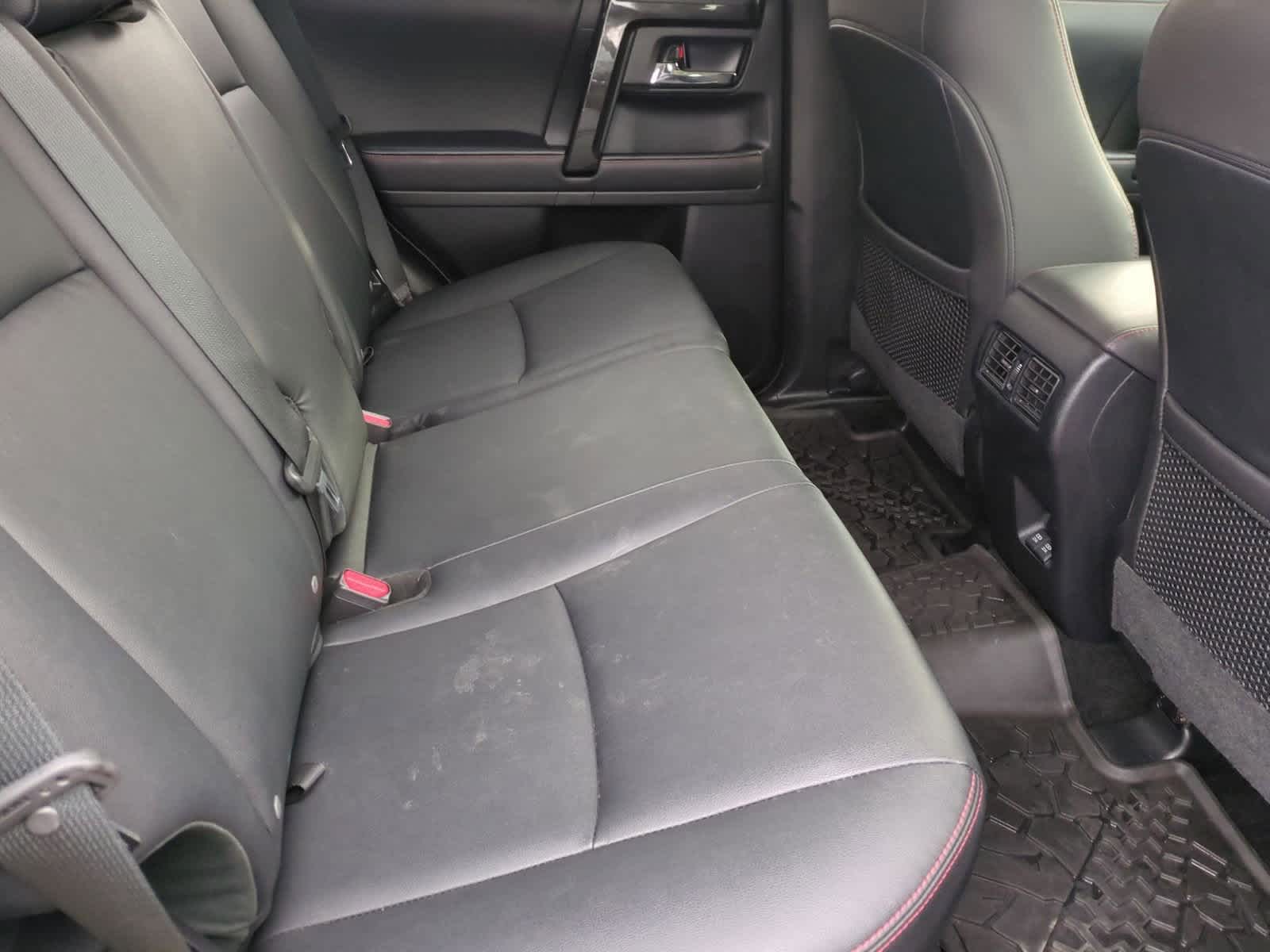 Thumbnail: 2022 Toyota 4Runner - 21