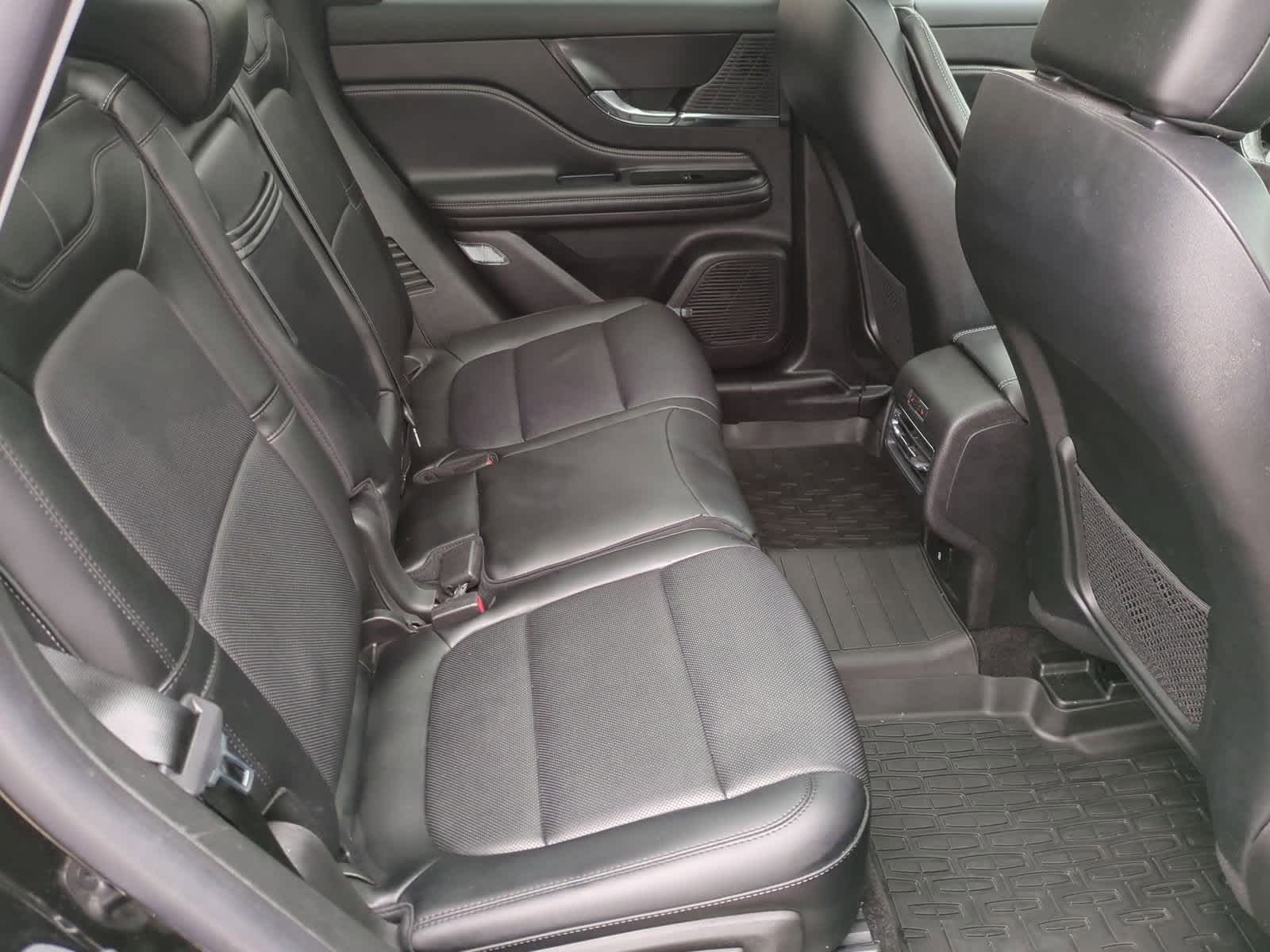 Thumbnail: 2022 Lincoln Corsair - 21