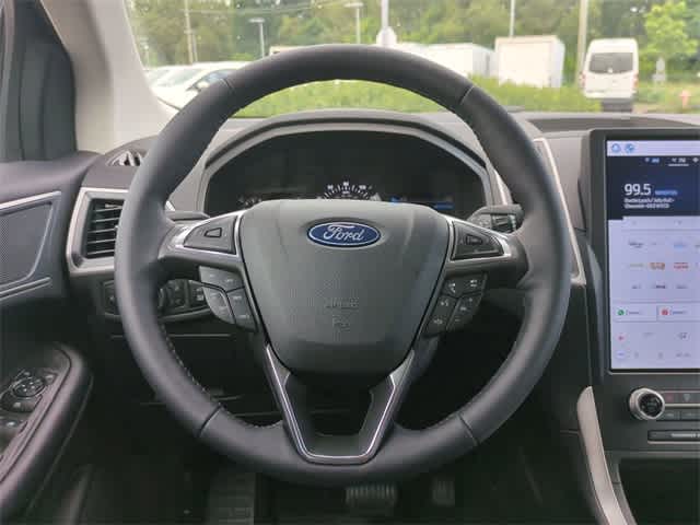 2024 Ford Edge SEL 22