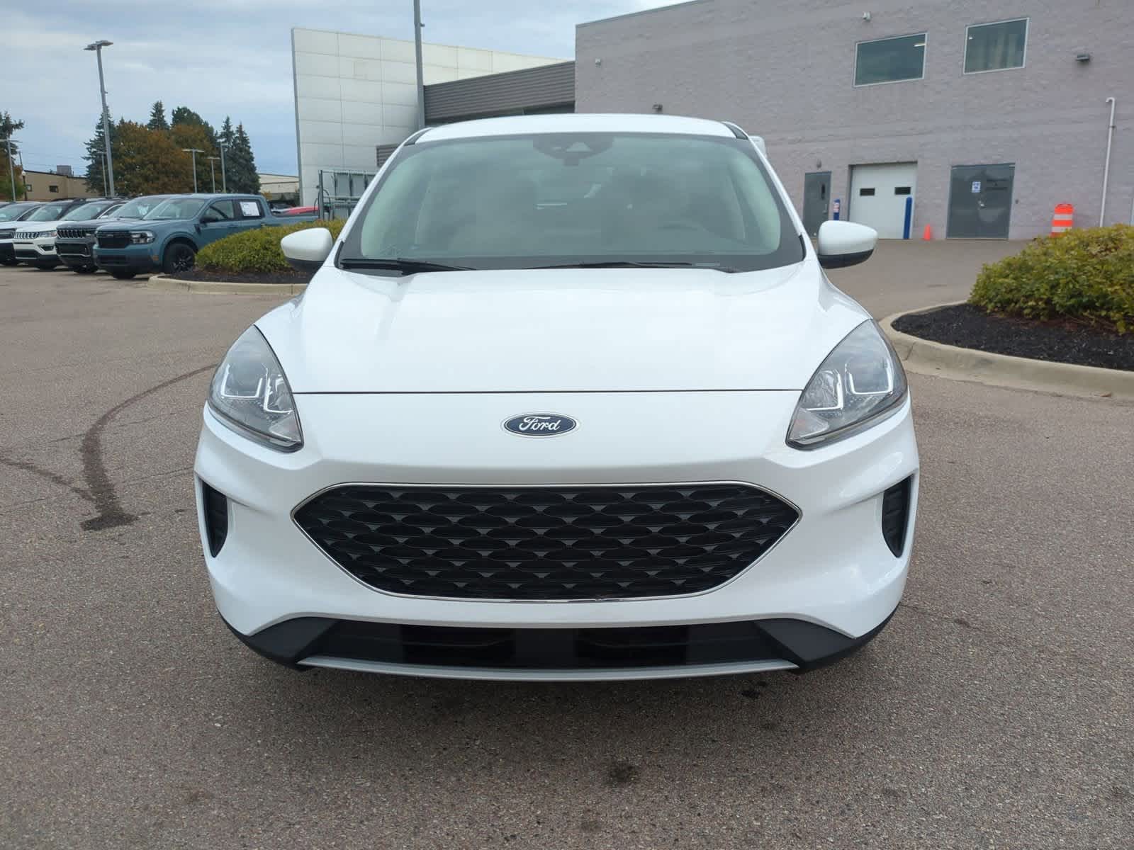 Thumbnail: 2020 Ford Escape - 3