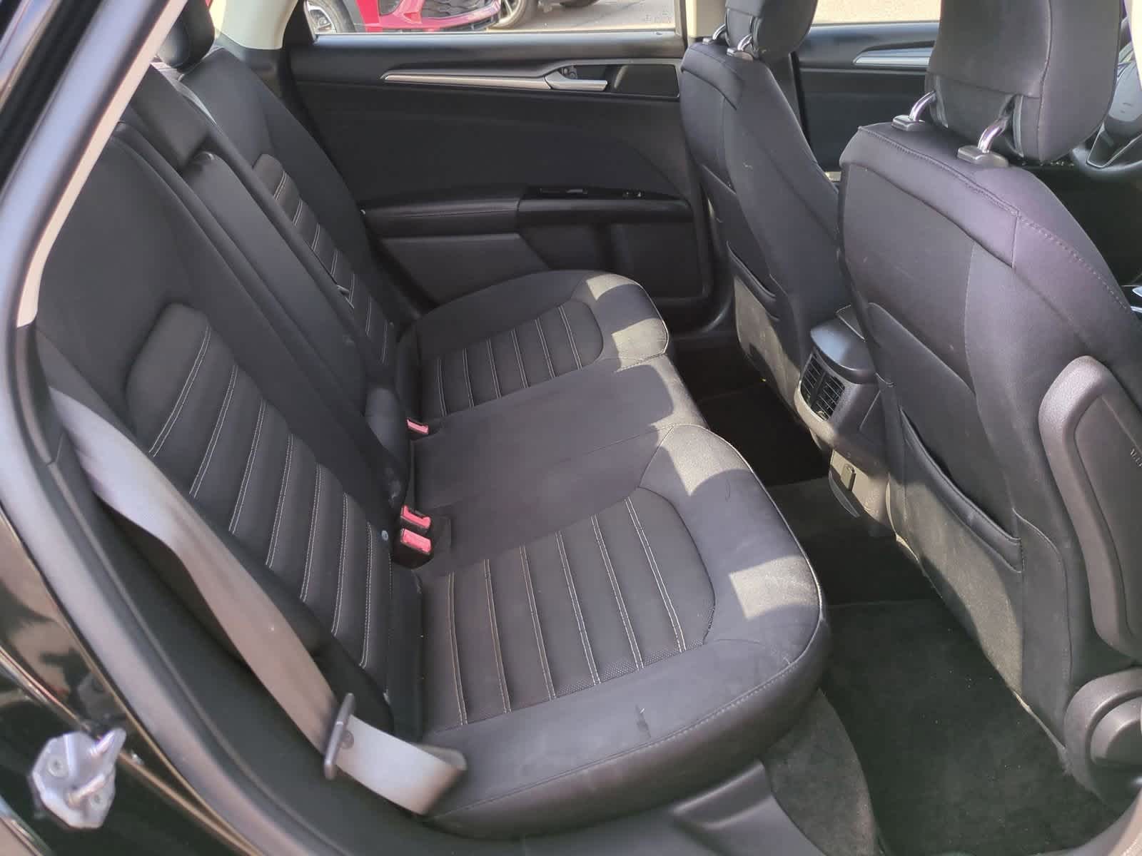 Thumbnail: 2014 Ford Fusion - 21