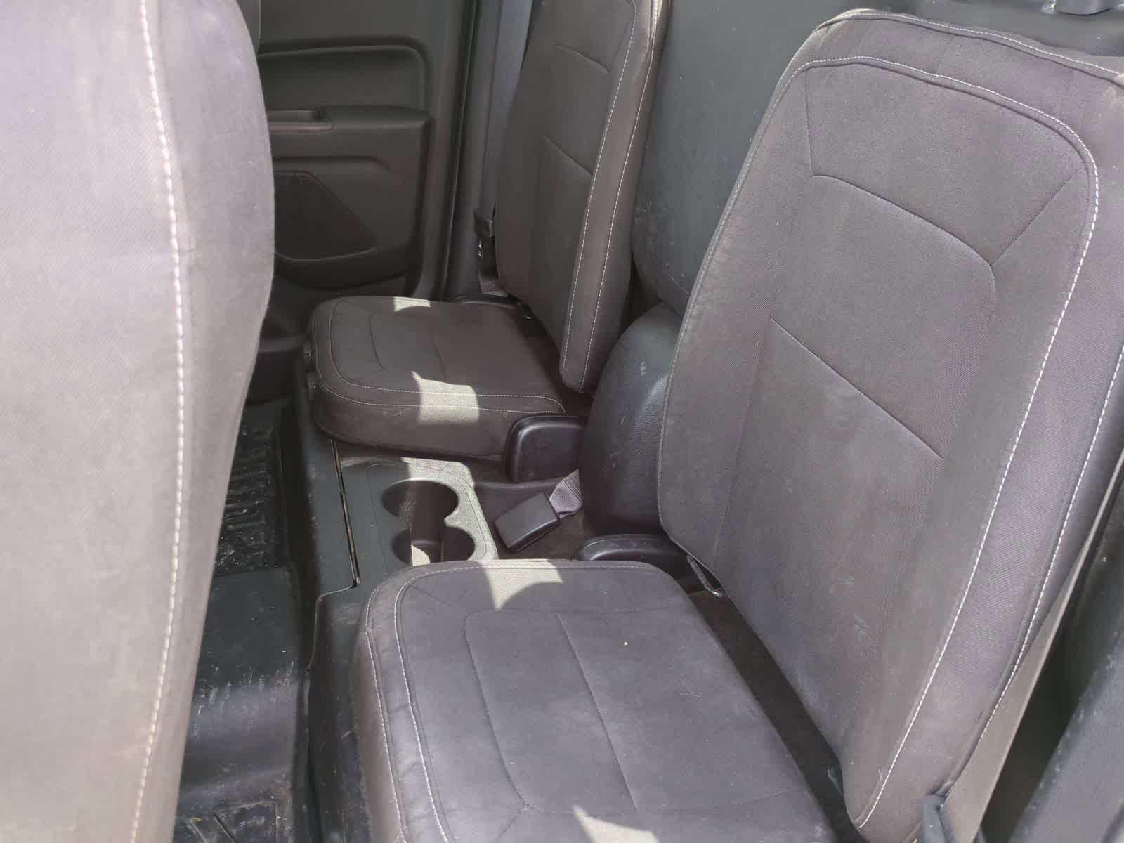 Thumbnail: 2015 GMC Canyon - 20