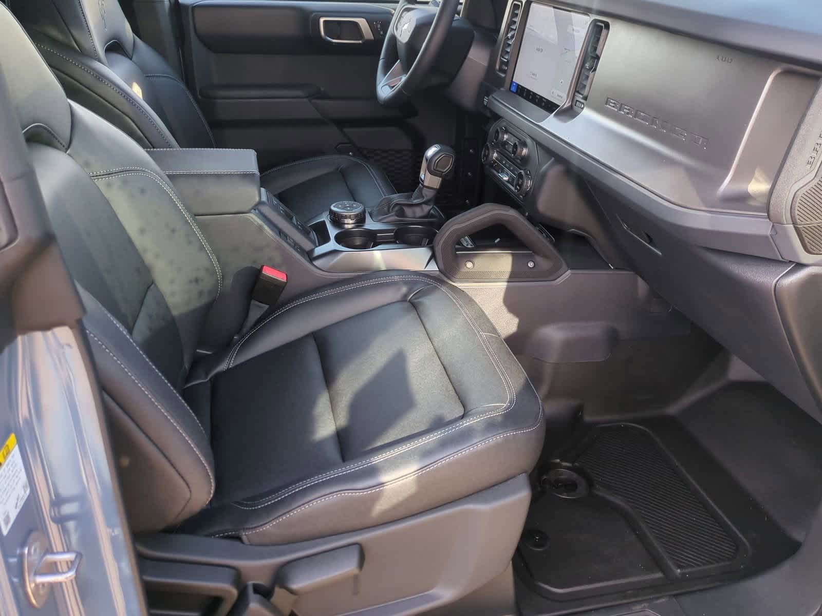 Thumbnail: 2025 Ford Bronco - 21