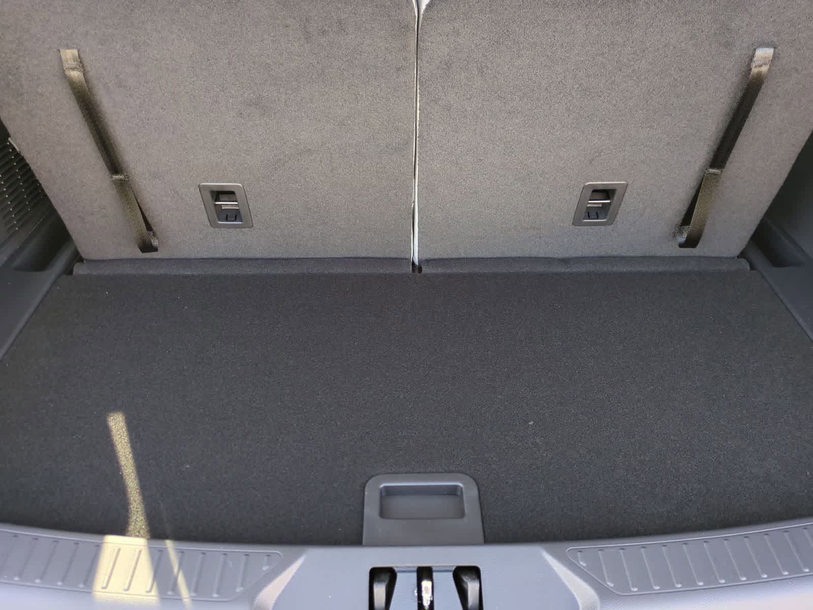 Thumbnail: 2026 Ford Explorer - 33