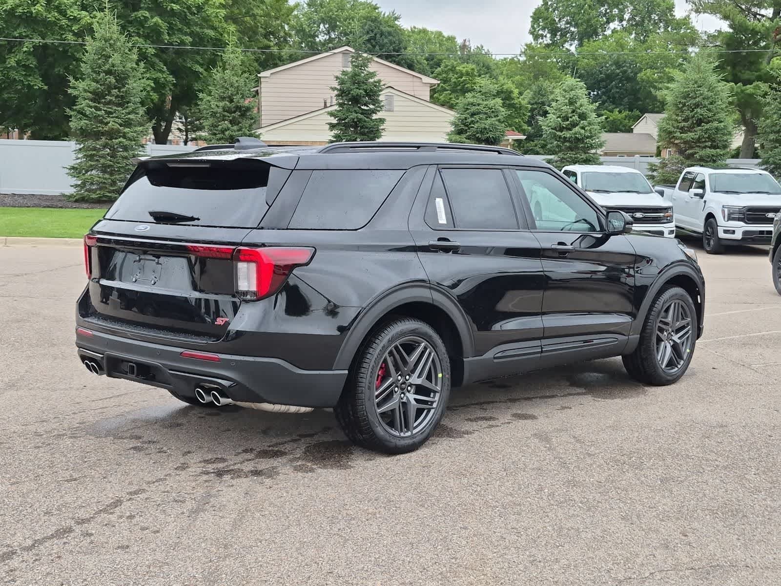Thumbnail: 2026 Ford Explorer - 8