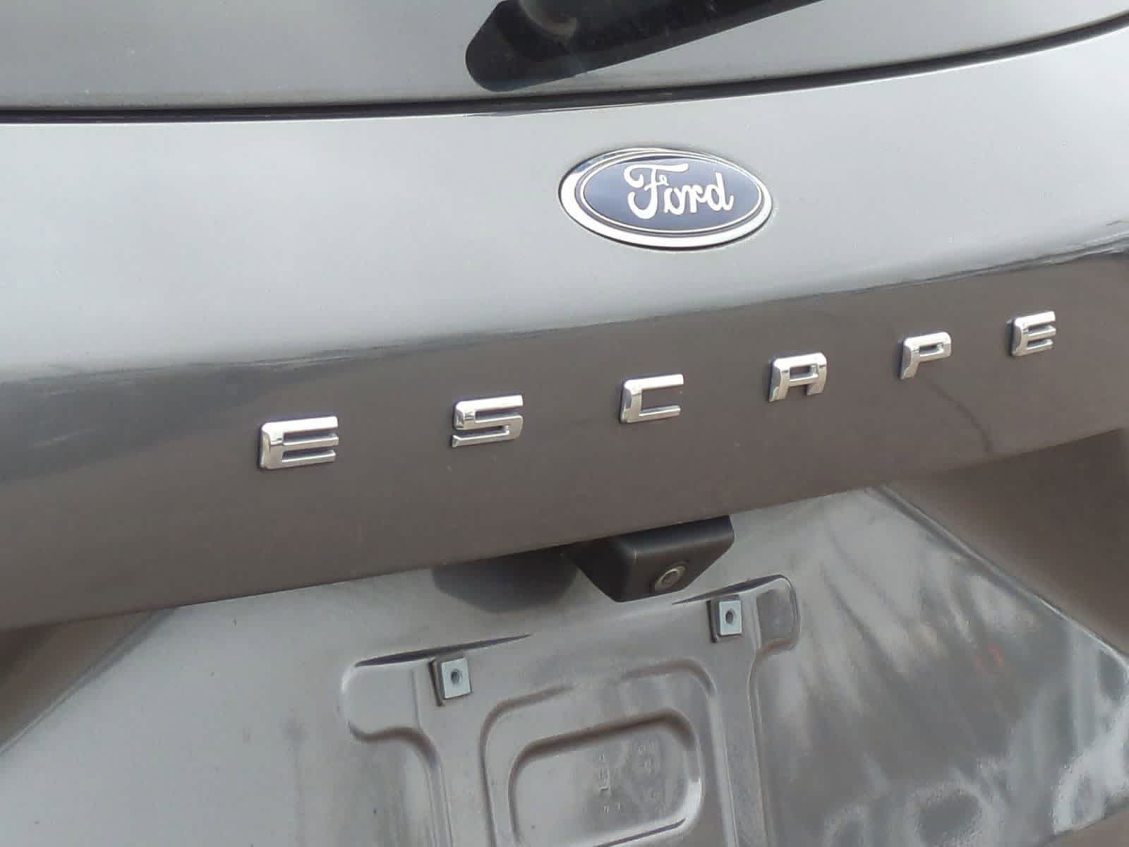 Thumbnail: 2021 Ford Escape - 13