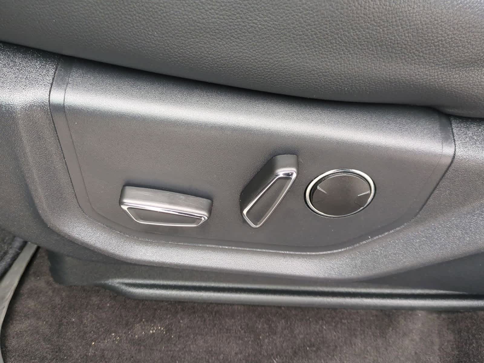 Thumbnail: 2023 Ford Expedition - 17