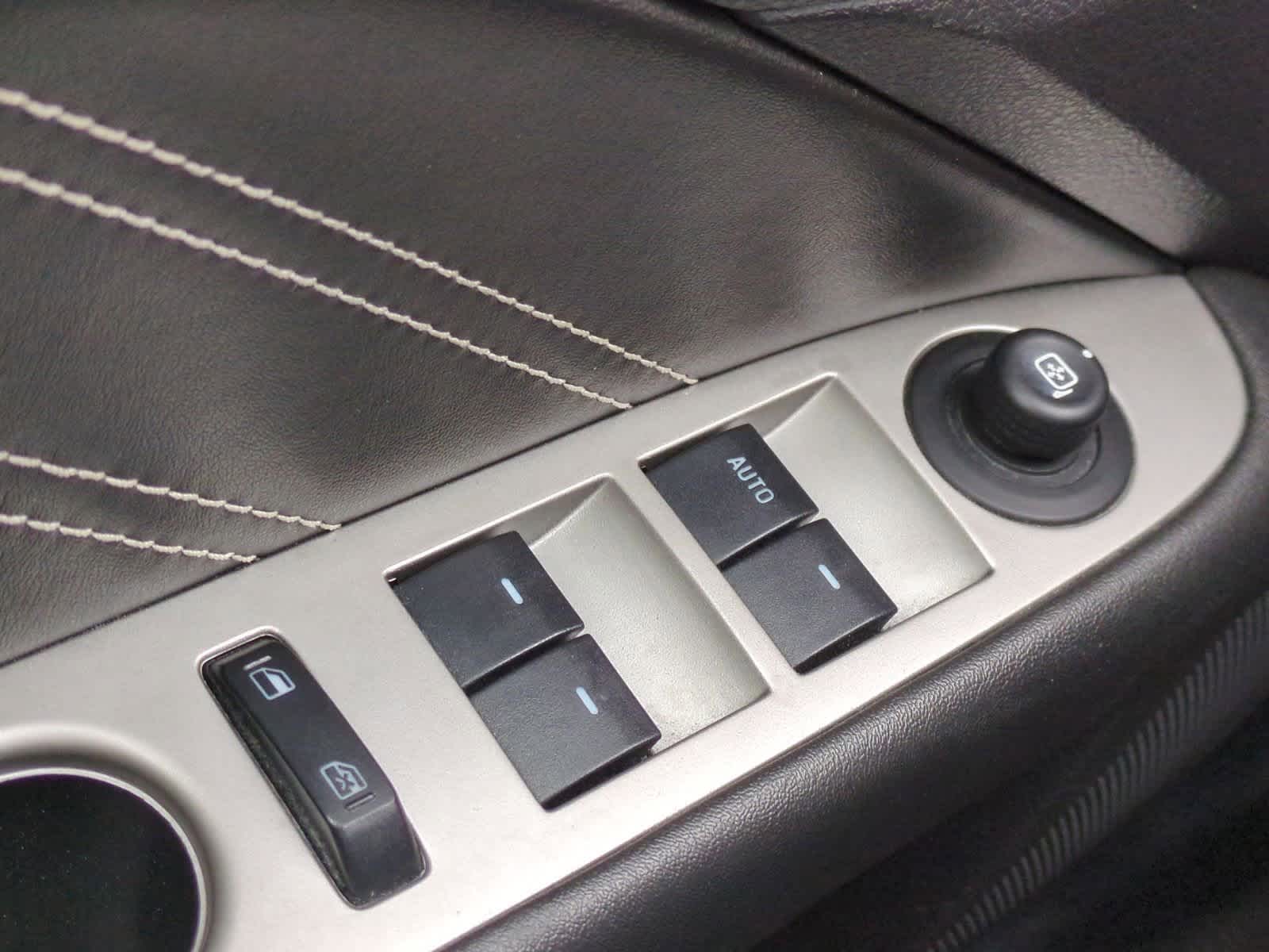 Thumbnail: 2010 Ford Fusion - 30