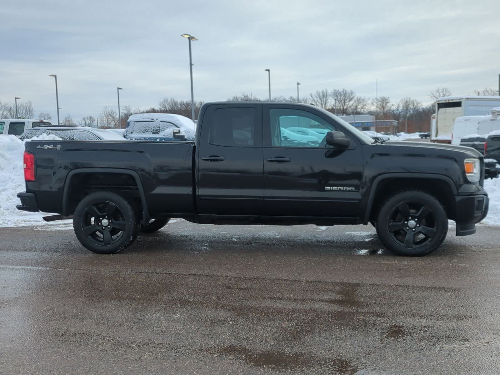 Thumbnail: 2015 GMC Sierra 1500 - 9