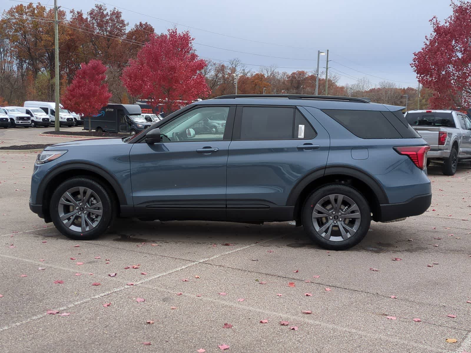 Thumbnail: 2026 Ford Explorer - 5