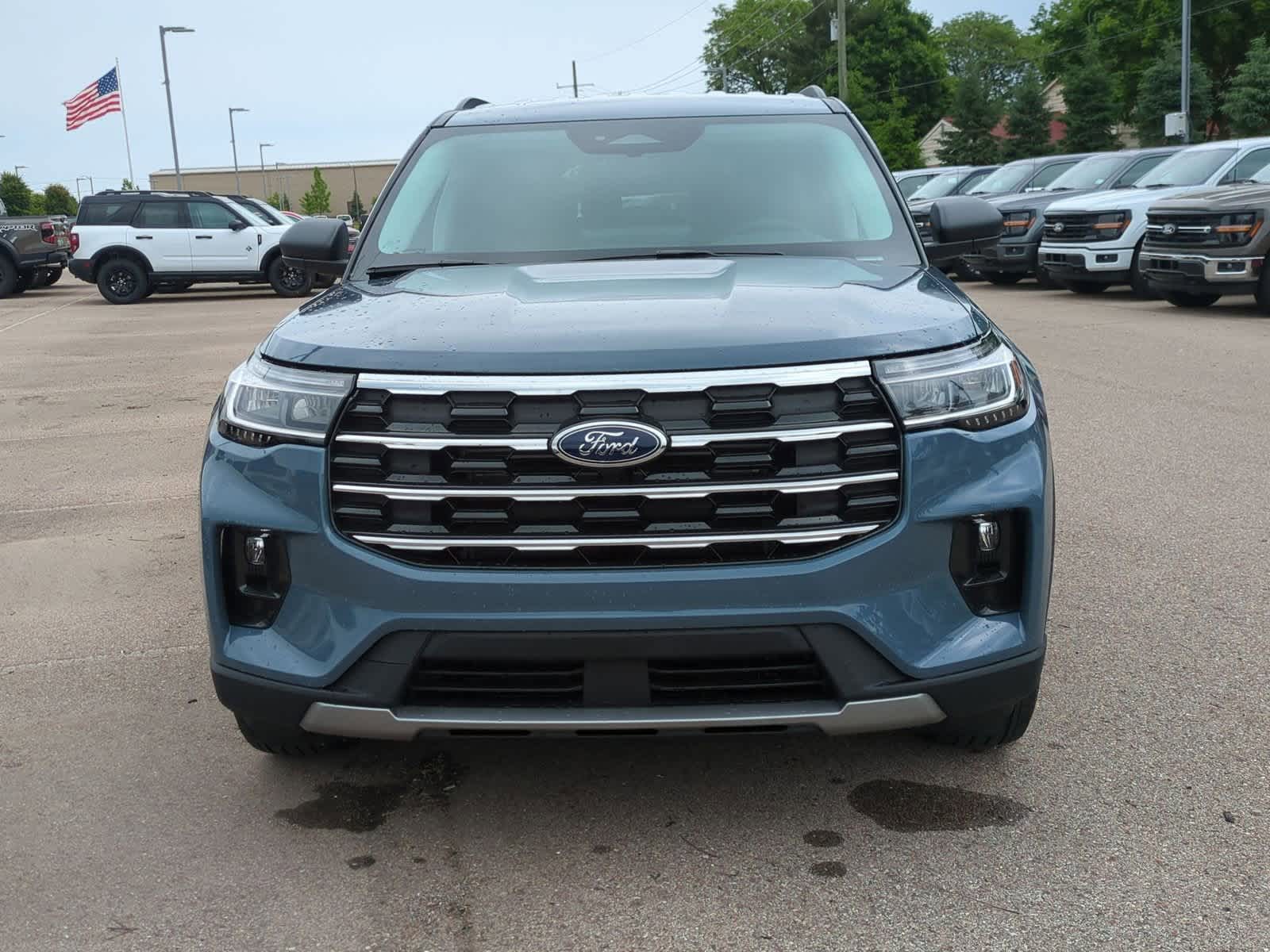 2025 Ford Explorer Active 3