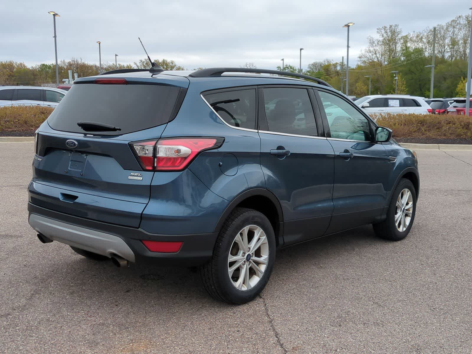 Thumbnail: 2018 Ford Escape - 8