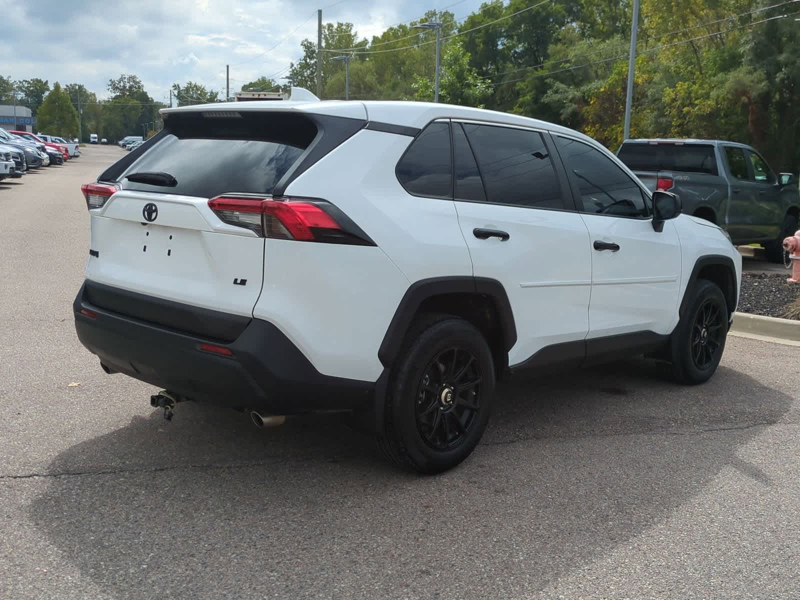 Thumbnail: 2023 Toyota RAV4 - 8