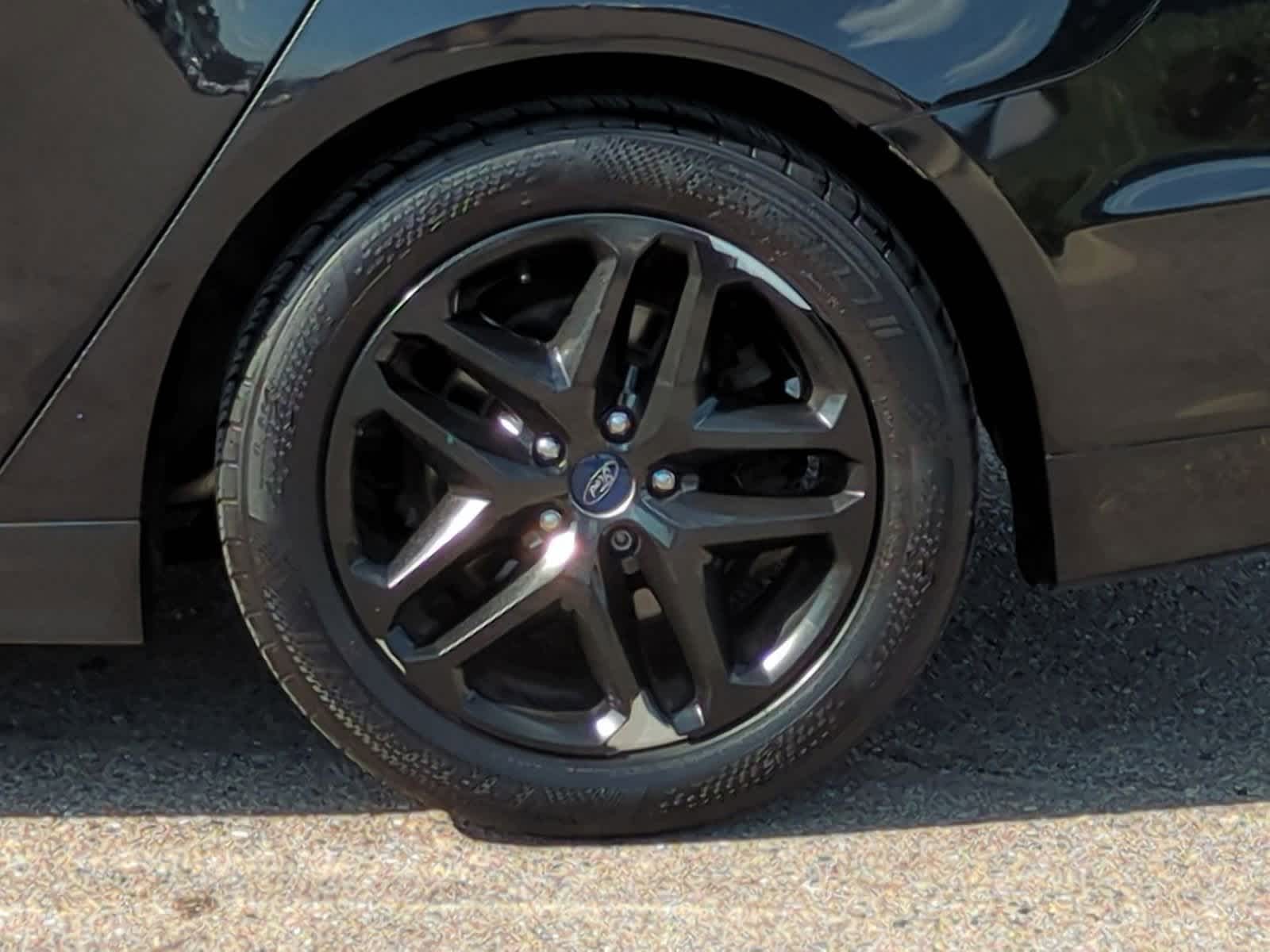 Thumbnail: 2014 Ford Fusion - 14