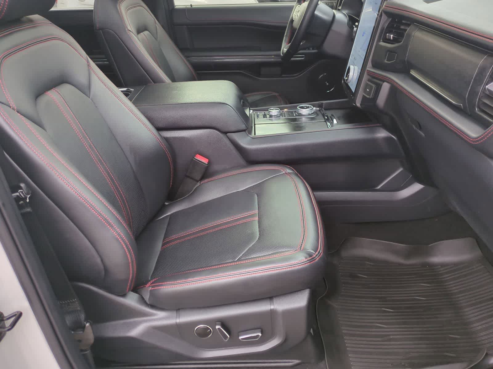 Thumbnail: 2023 Ford Expedition MAX - 23